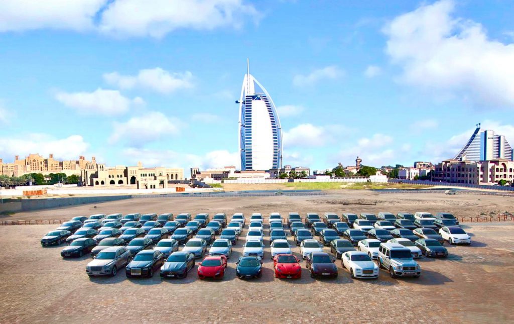 Smart tips for booking a rental car! Avenue Luxury Car